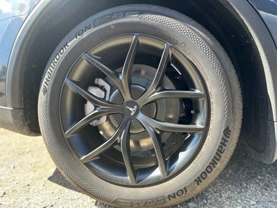 2026 Tesla Model Y Premium