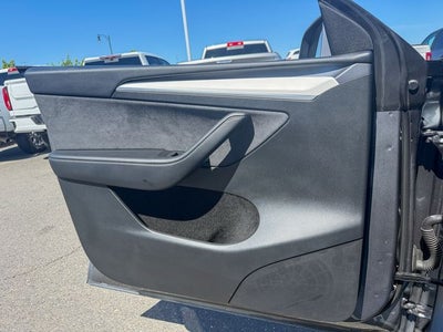 2024 Tesla Model Y Performance
