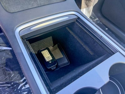 2024 Tesla Model Y Performance