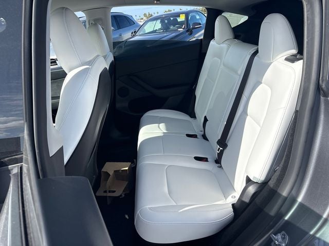 2024 Tesla Model Y Performance