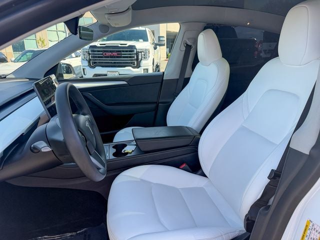 2024 Tesla Model Y Performance