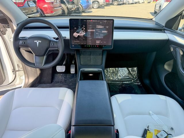 2024 Tesla Model Y Performance