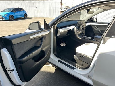 2024 Tesla Model Y Performance