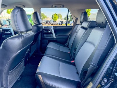 2022 Toyota 4Runner SR5 Premium