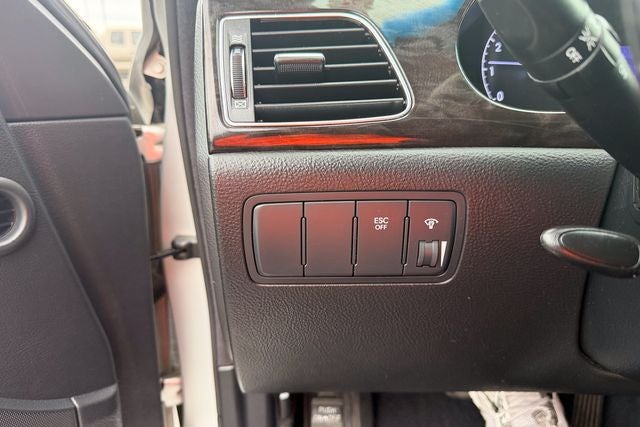 2013 Hyundai Genesis 3.8