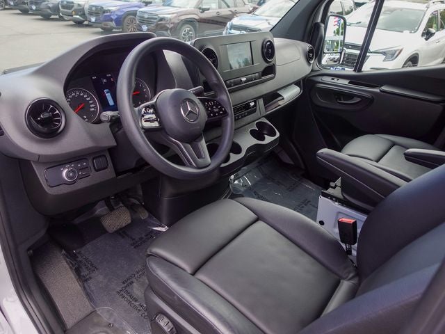 2023 Mercedes-Benz Sprinter 2500 Cargo 170 WB High Roof
