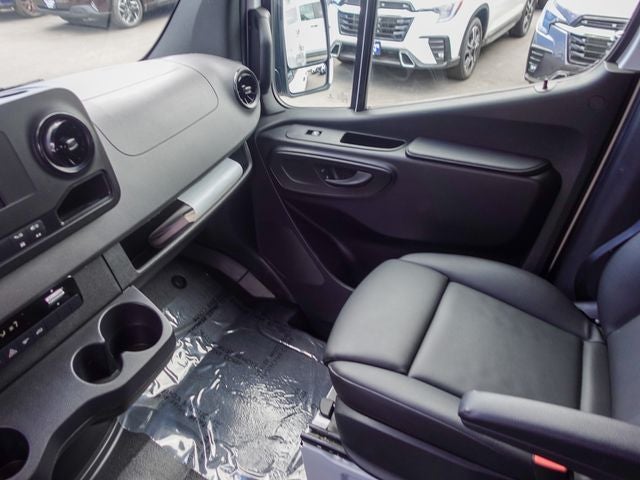 2023 Mercedes-Benz Sprinter 2500 Cargo 170 WB High Roof