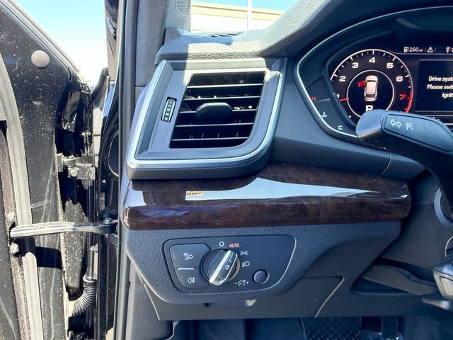 2018 Audi Q5 2.0T Premium quattro