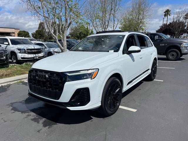 2025 Audi Q7 45 Premium Plus quattro