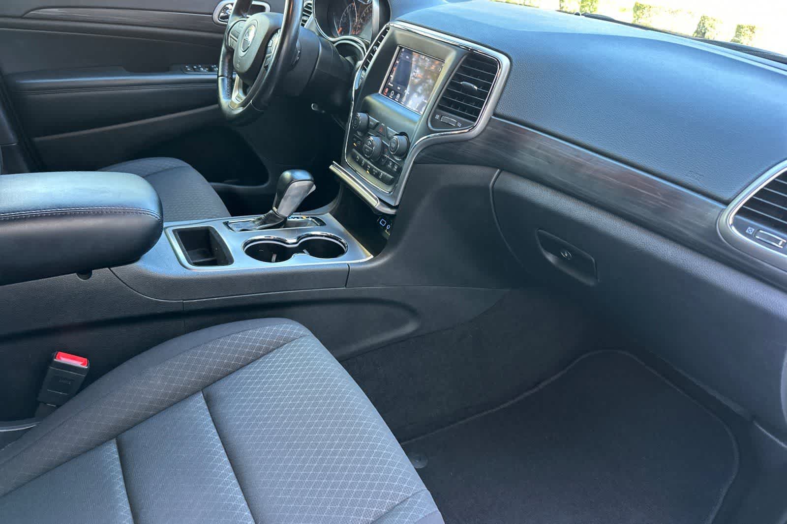 2021 Jeep Grand Cherokee Laredo E