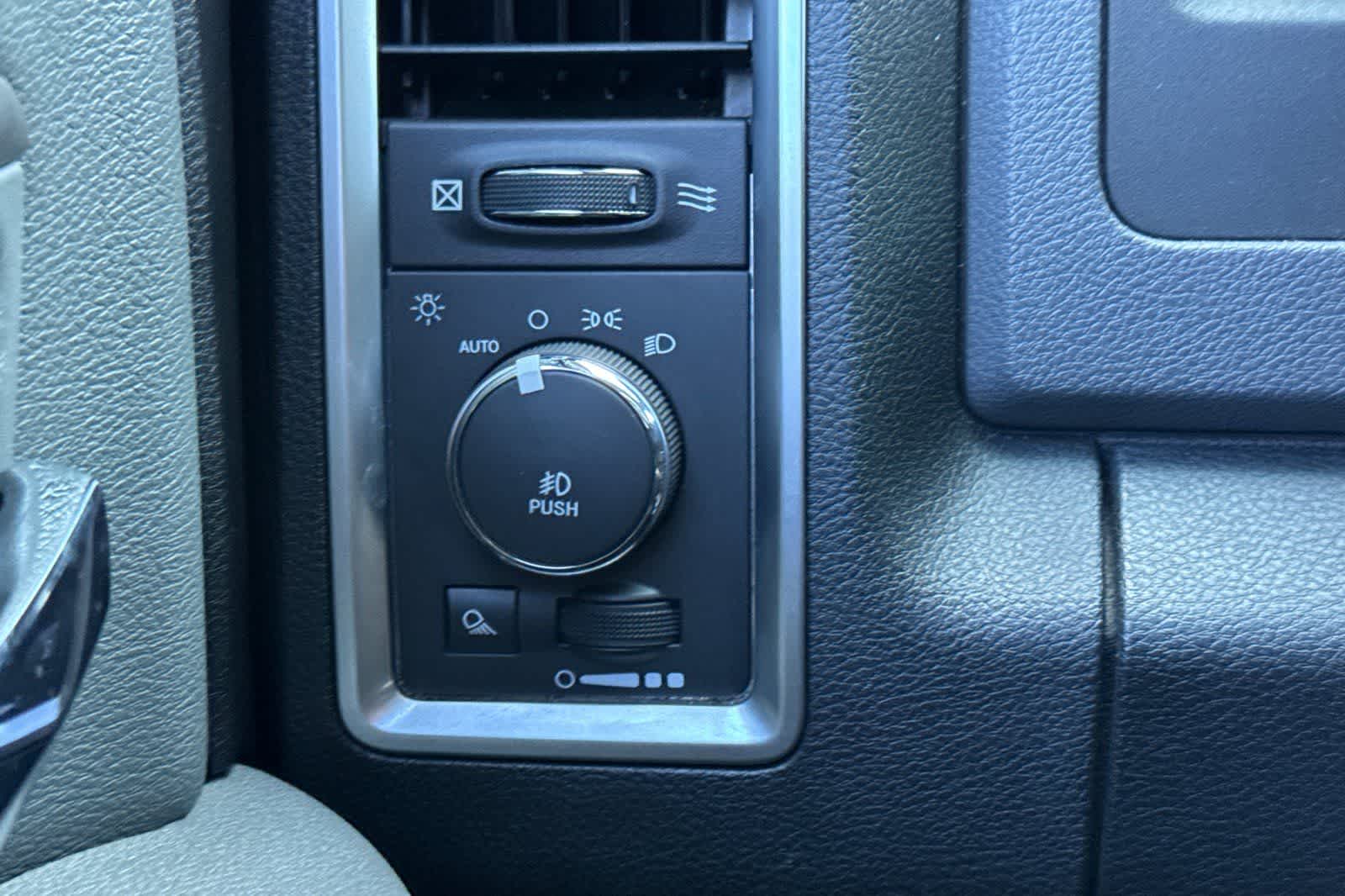 2016 RAM 1500 Big Horn