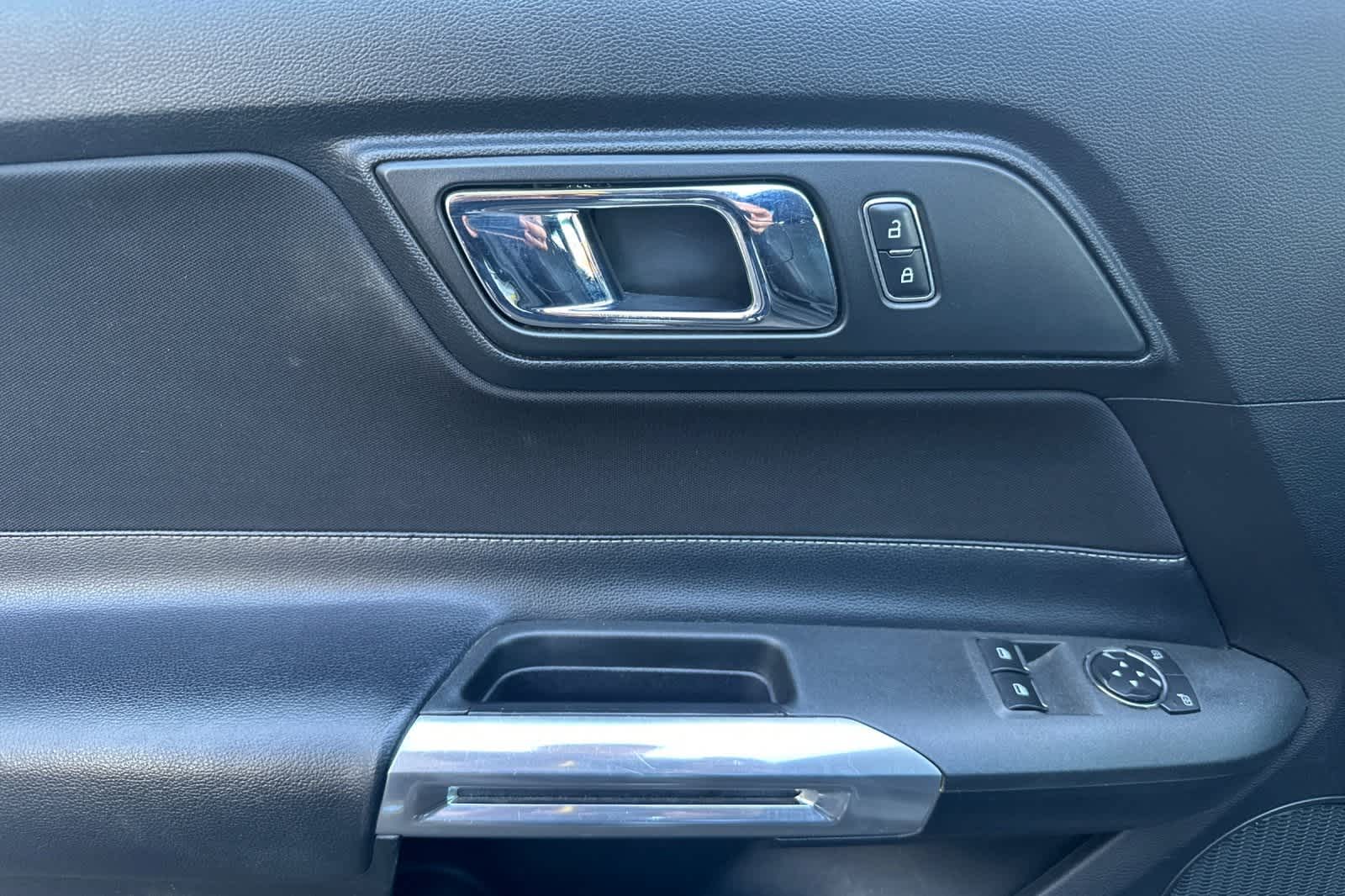 2017 Ford Mustang EcoBoost