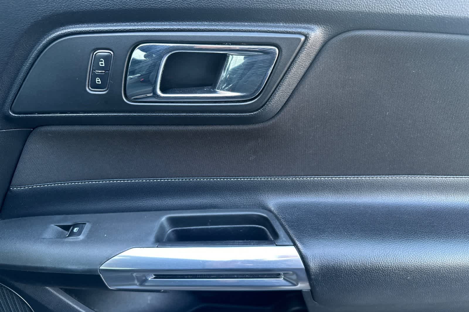 2017 Ford Mustang EcoBoost