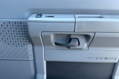 2014 Ford E-Series Cargo Van Commercial