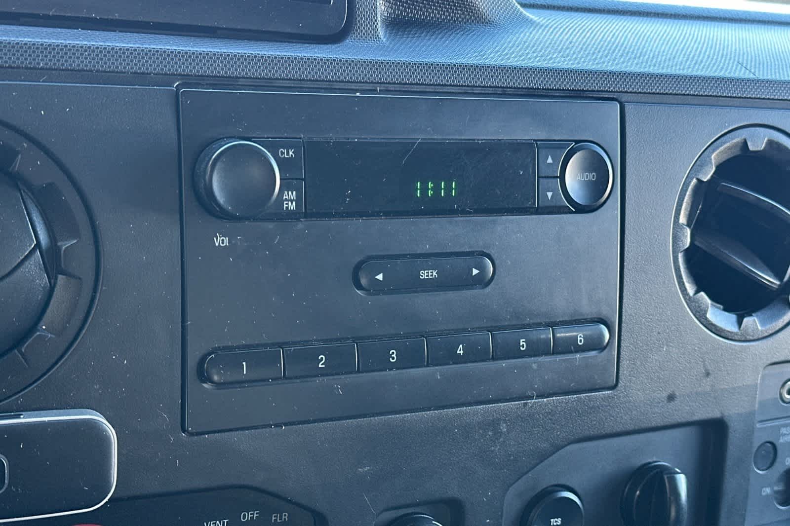 2014 Ford E-Series Cargo Van Commercial