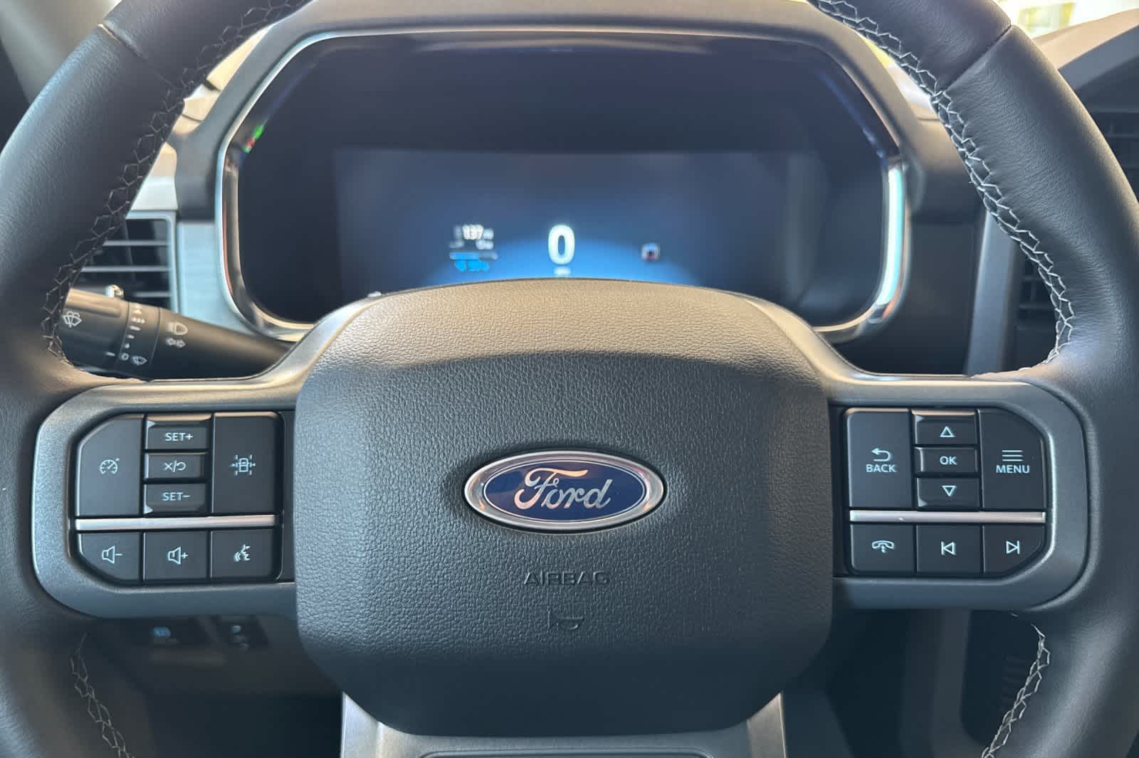 2023 Ford F-150 Lightning XLT