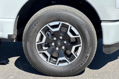 2023 Ford F-150 Lightning XLT