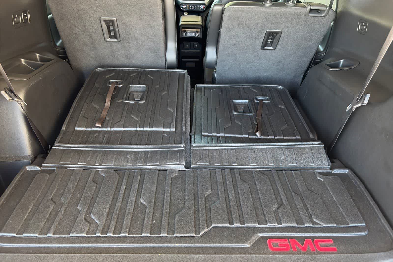 2019 GMC Acadia SLT