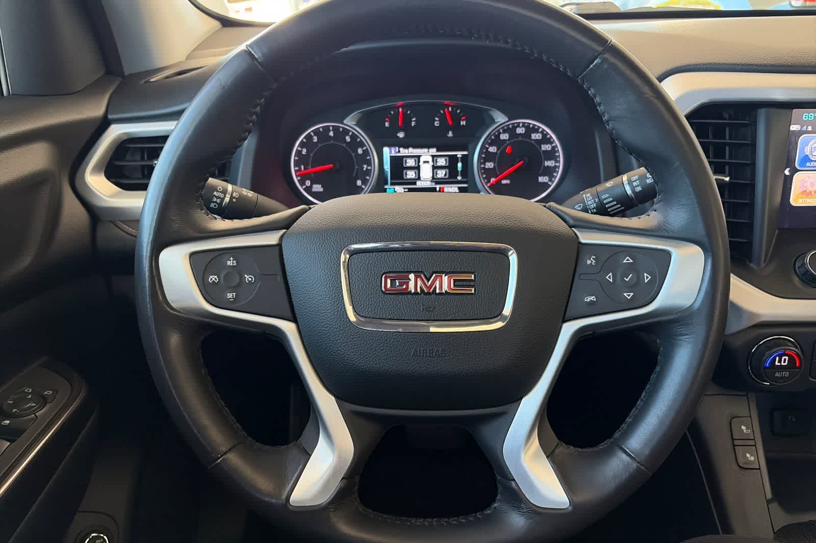 2019 GMC Acadia SLT
