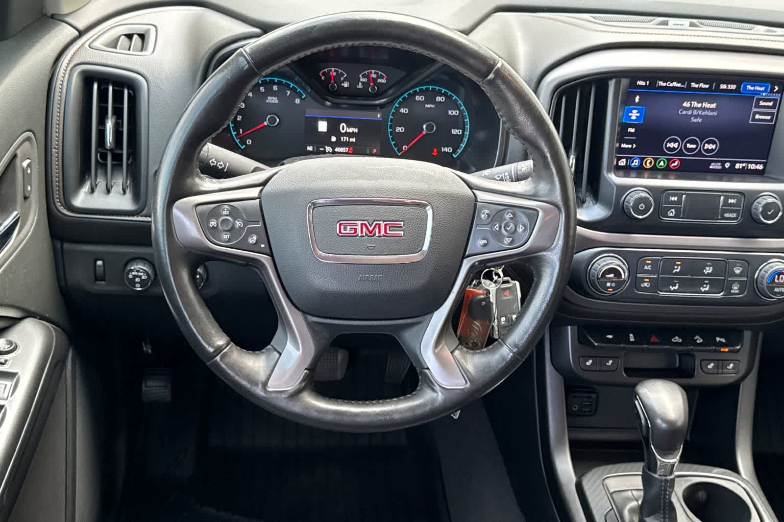 2022 GMC Canyon 4WD AT4 w/Leather