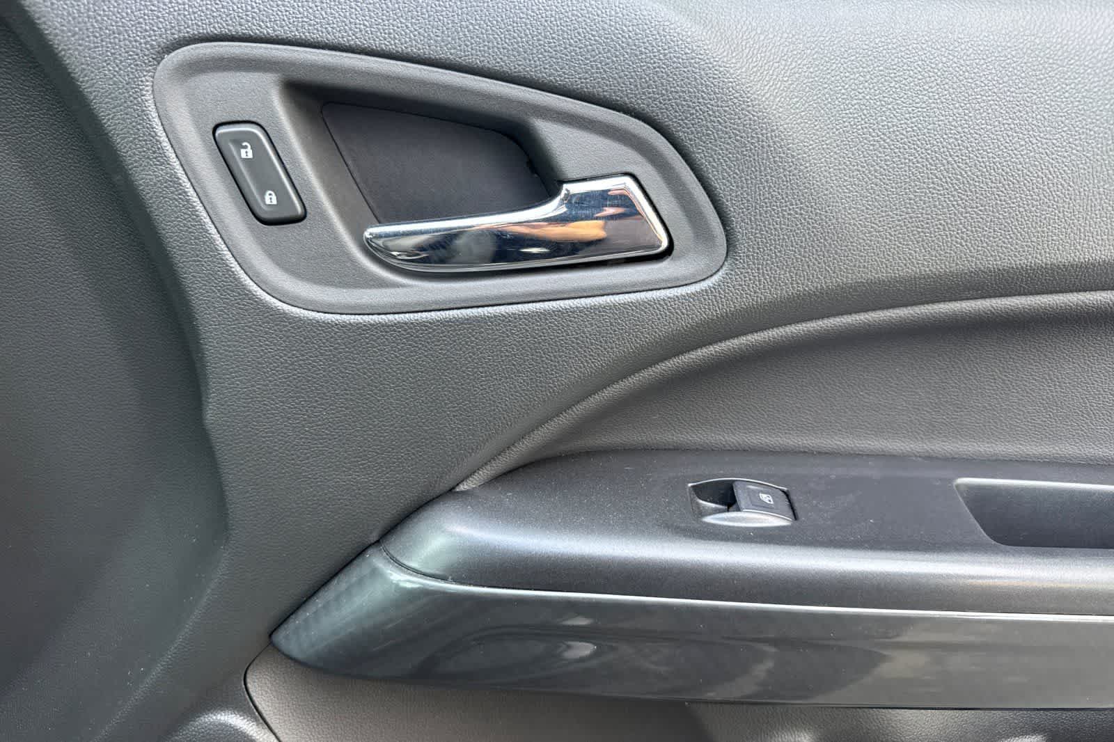 2022 GMC Canyon 4WD AT4 w/Leather