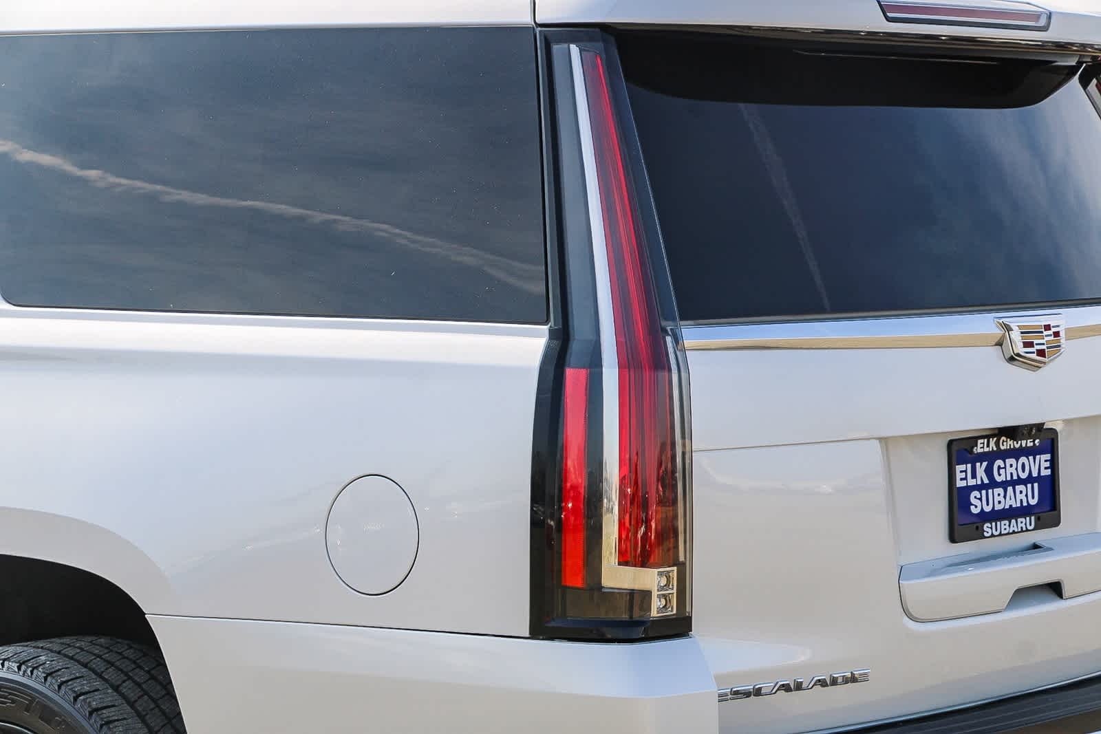 2017 Cadillac Escalade ESV Premium Luxury