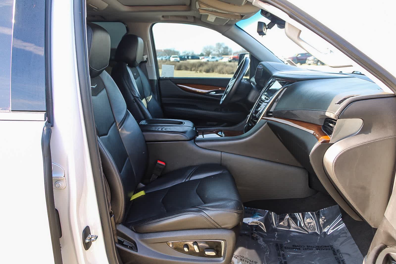 2017 Cadillac Escalade ESV Premium Luxury