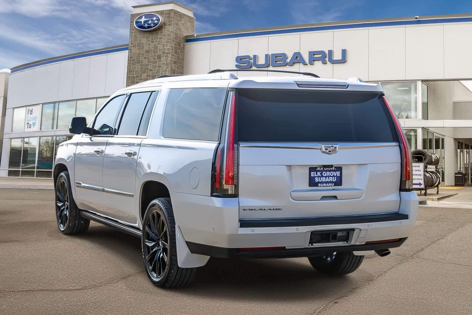 2017 Cadillac Escalade ESV Premium Luxury