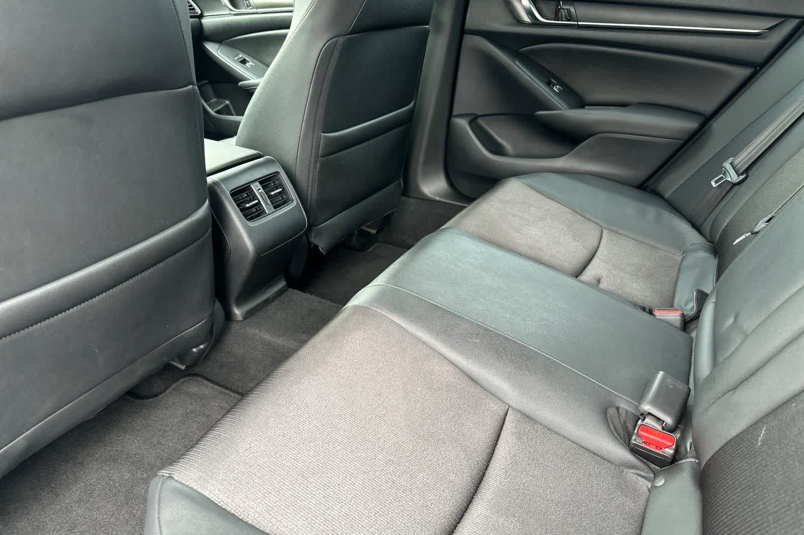 2019 Honda Accord Sedan Sport 2.0T