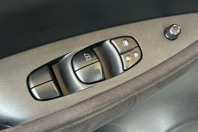 2015 Nissan LEAF S