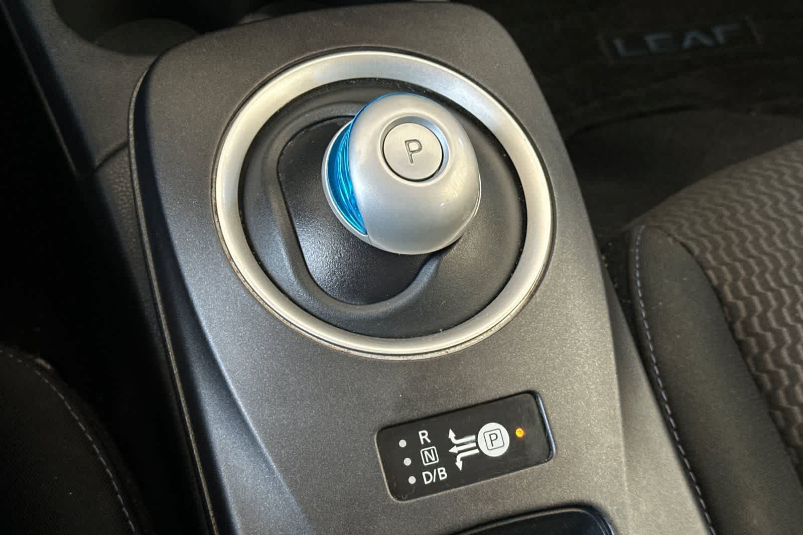 2015 Nissan LEAF S