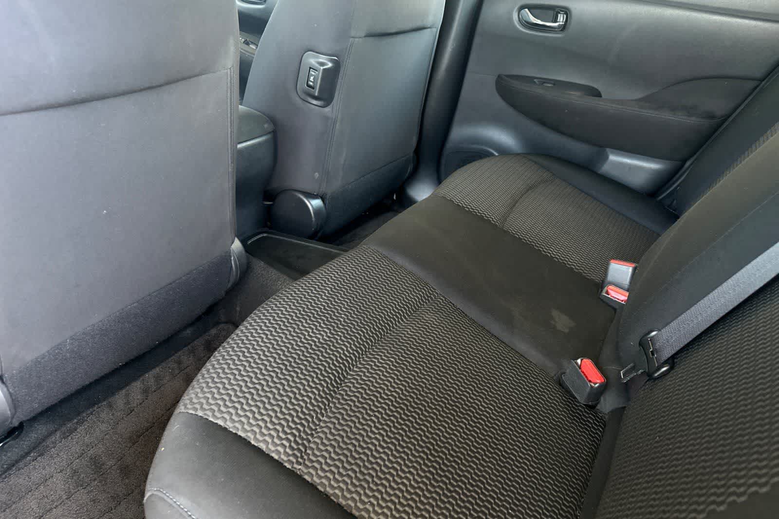 2015 Nissan LEAF S