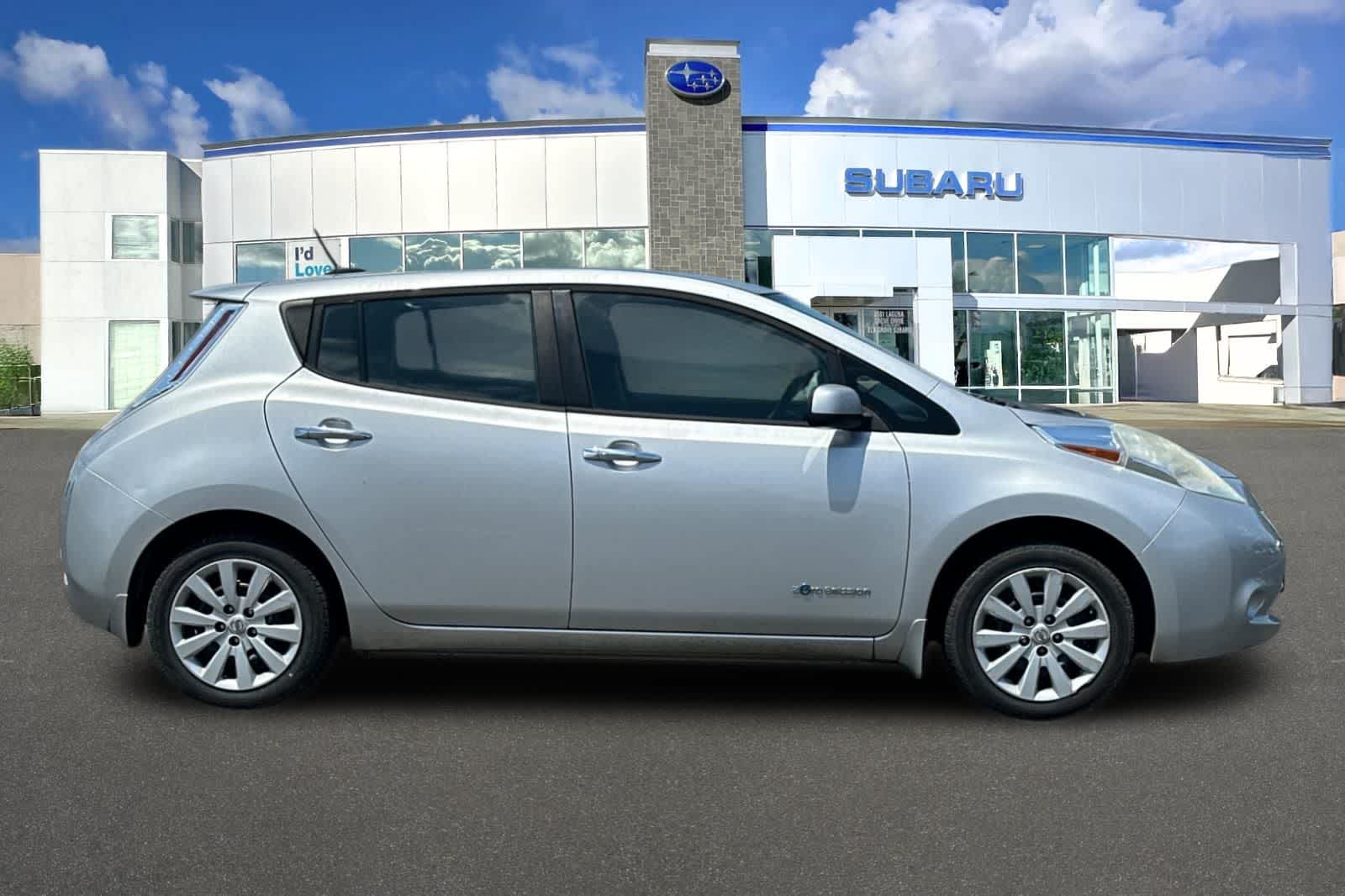 2015 Nissan LEAF S
