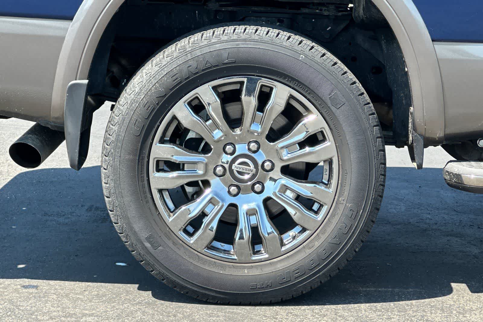 2016 Nissan Titan XD Platinum Reserve