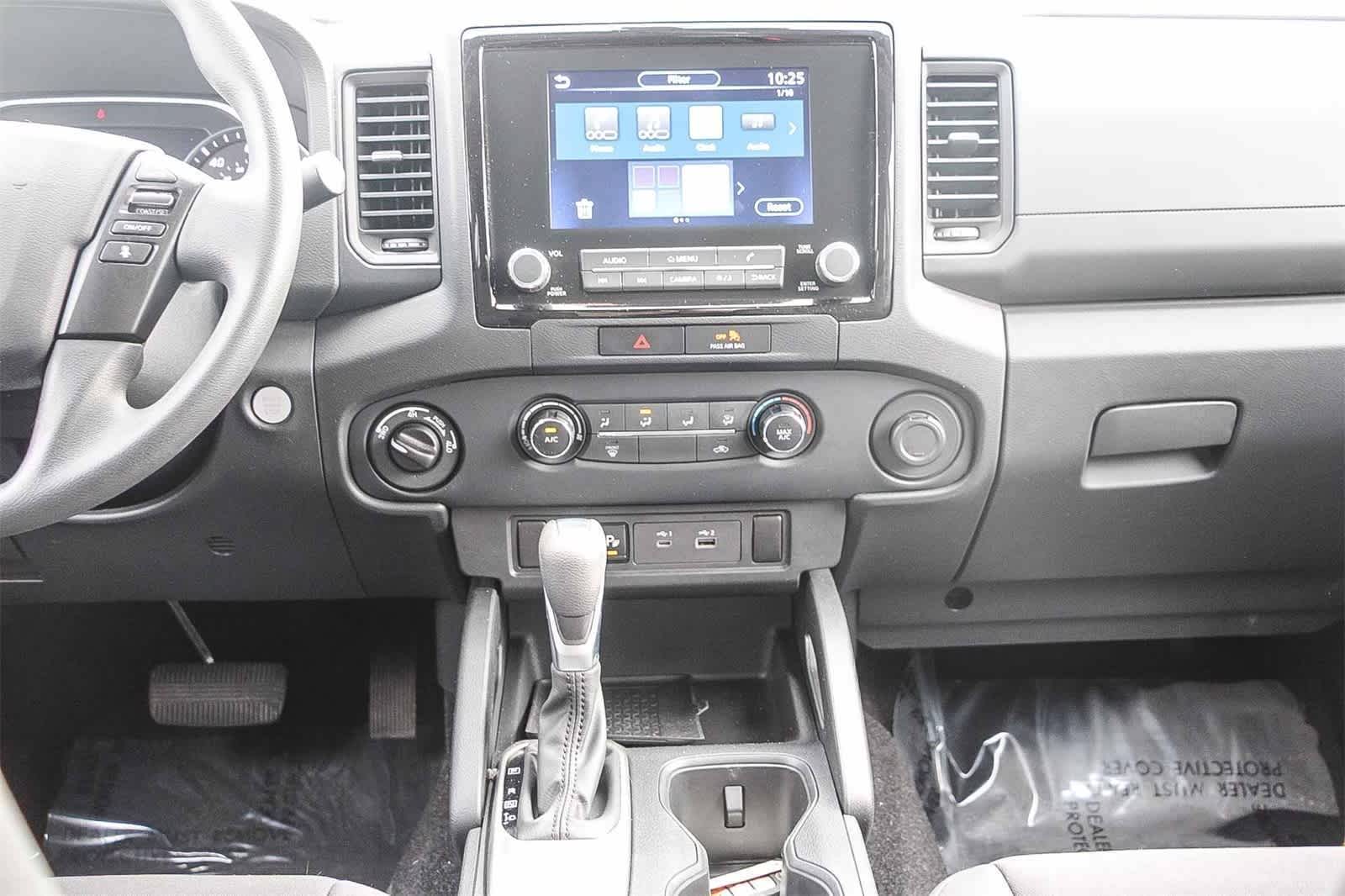 2022 Nissan Frontier S