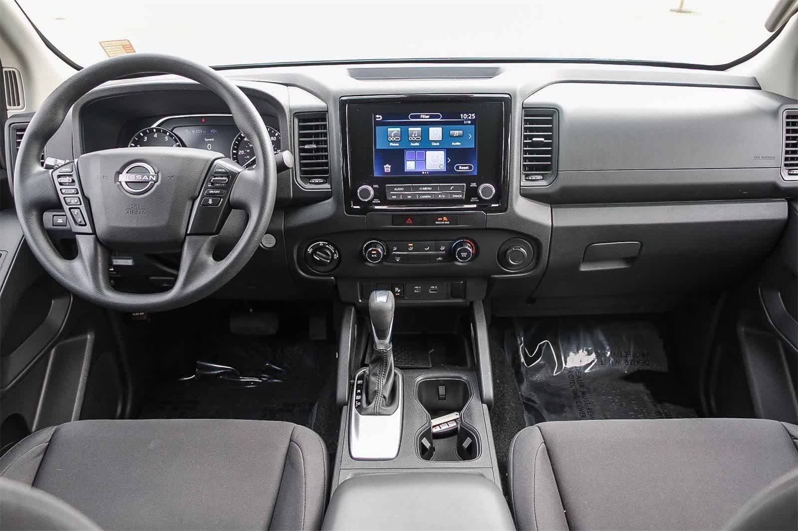 2022 Nissan Frontier S