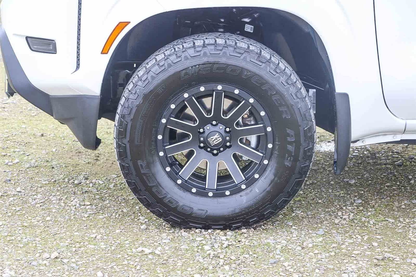 2022 Nissan Frontier S