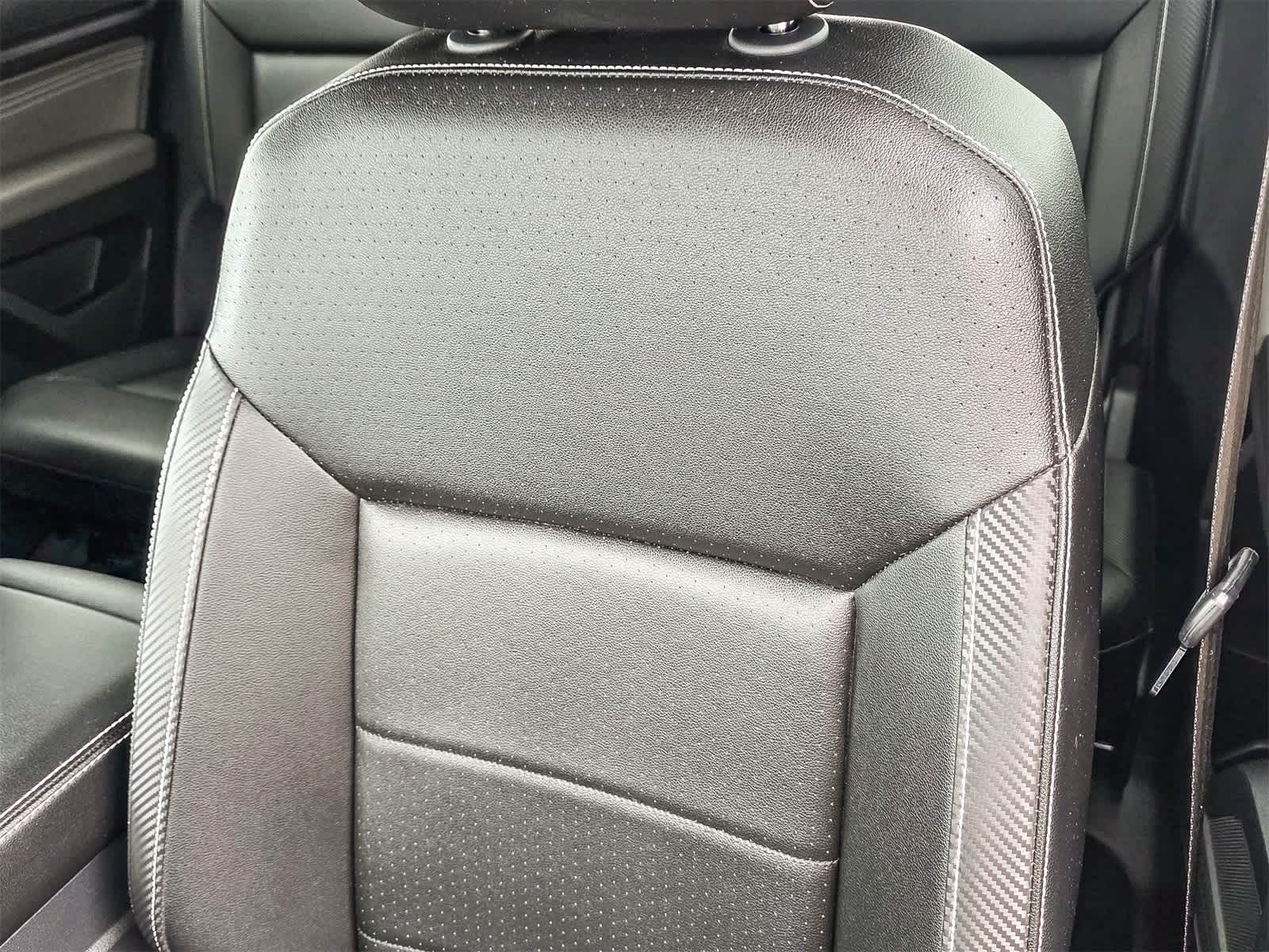 2023 Volkswagen Atlas Cross Sport 2.0T SE w/Technology