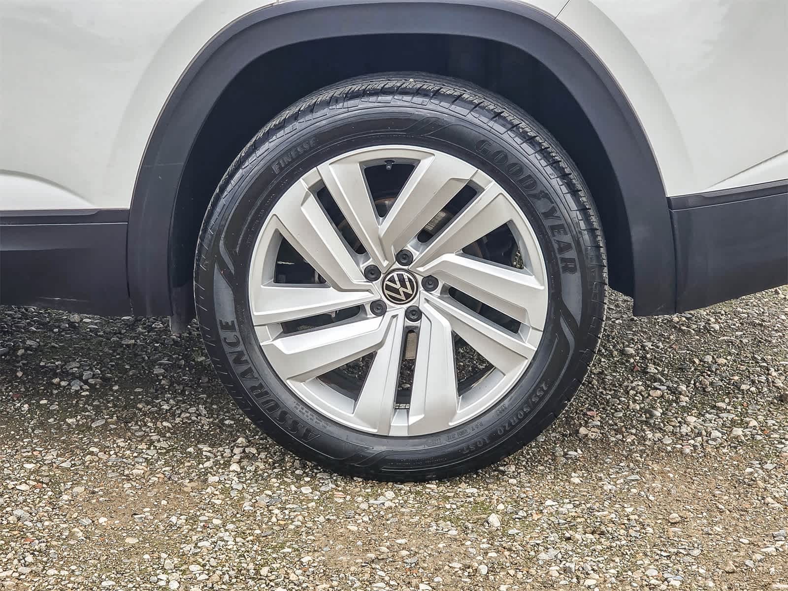 2023 Volkswagen Atlas Cross Sport 2.0T SE w/Technology