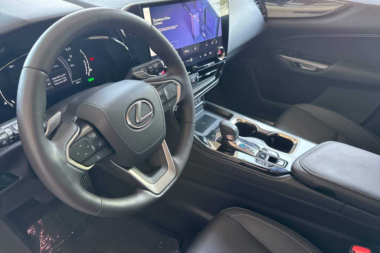 2024 Lexus NX 350h Premium