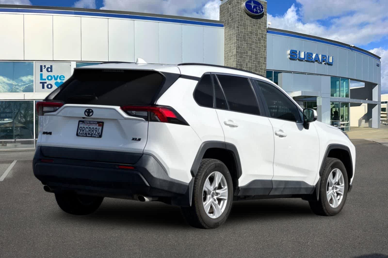 2021 Toyota RAV4 XLE