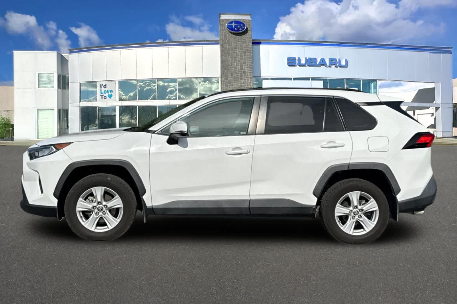 2021 Toyota RAV4 XLE