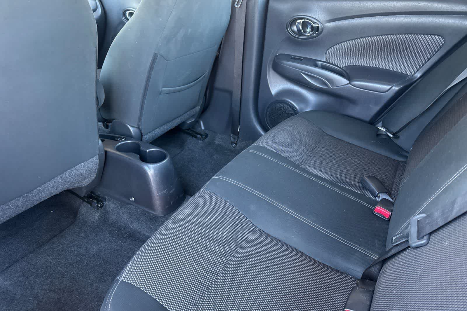 2017 Nissan Versa Sedan SV