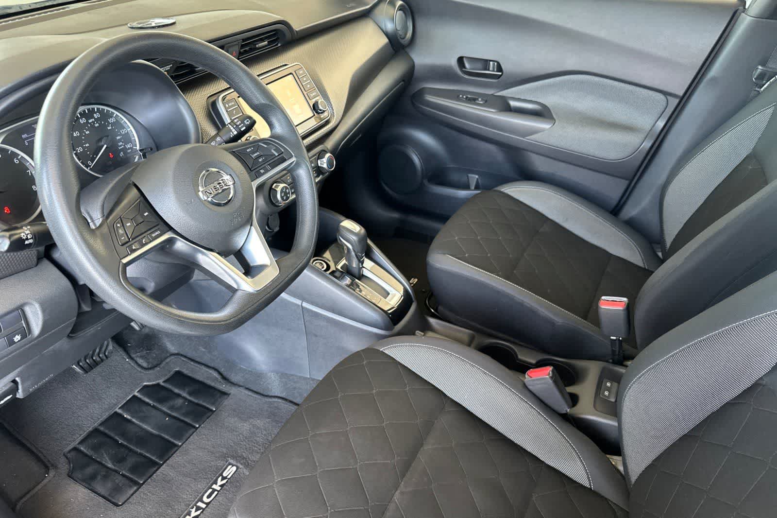 2020 Nissan Kicks S