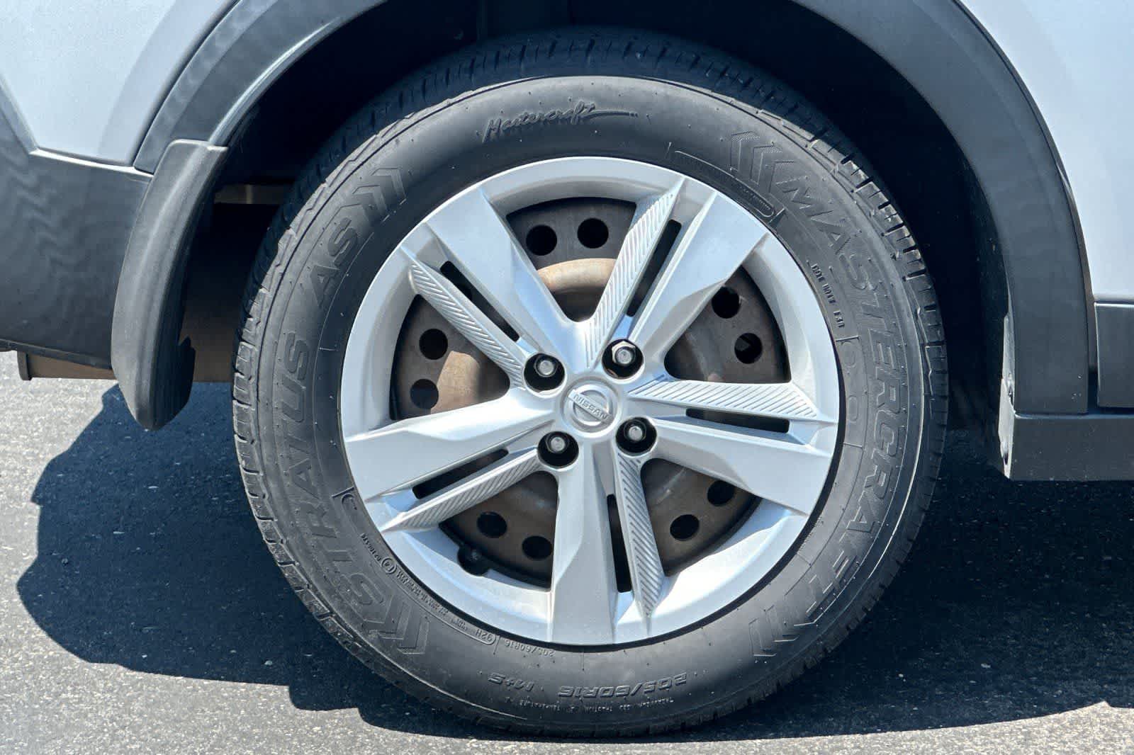 2020 Nissan Kicks S