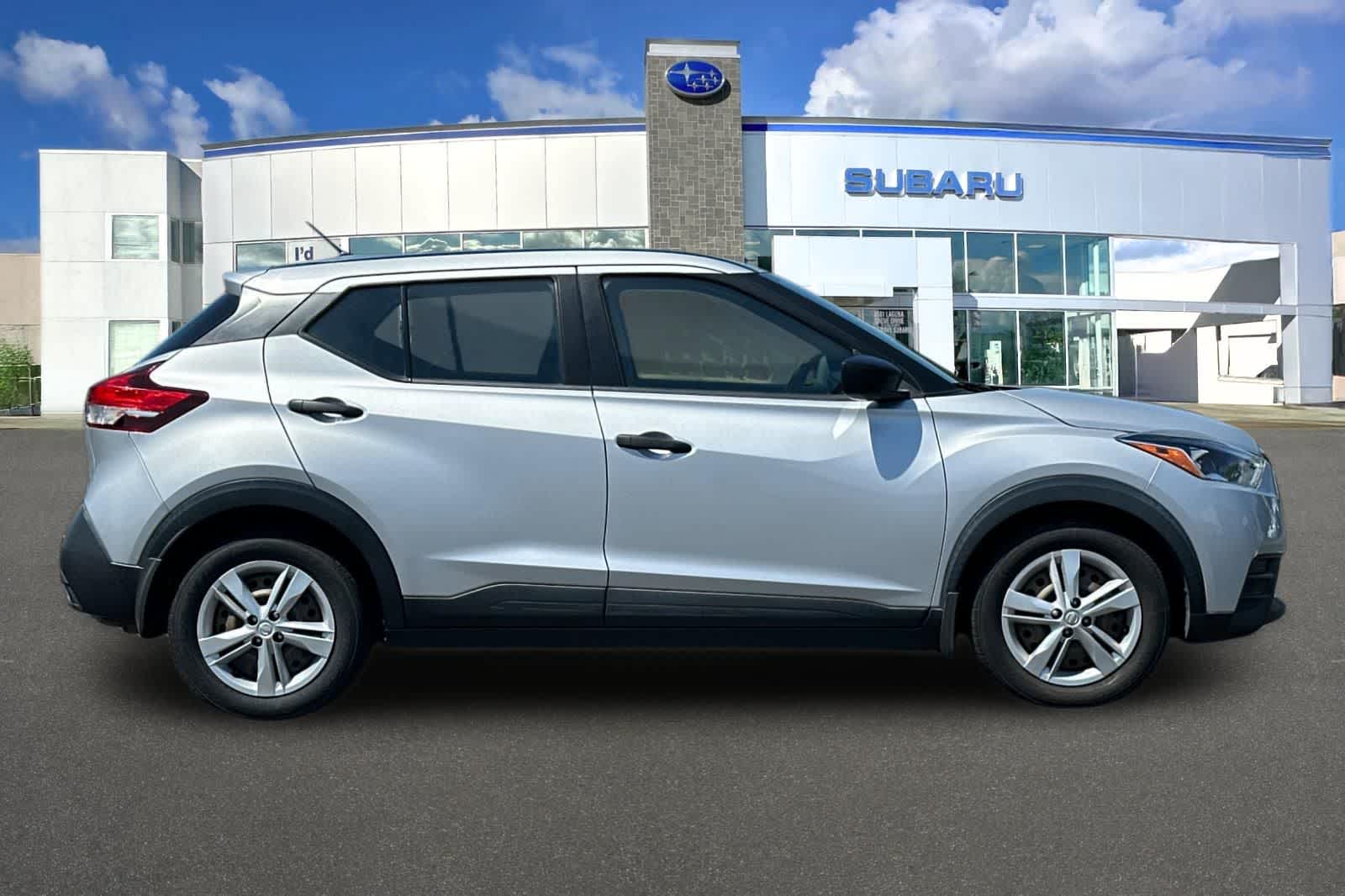 2020 Nissan Kicks S