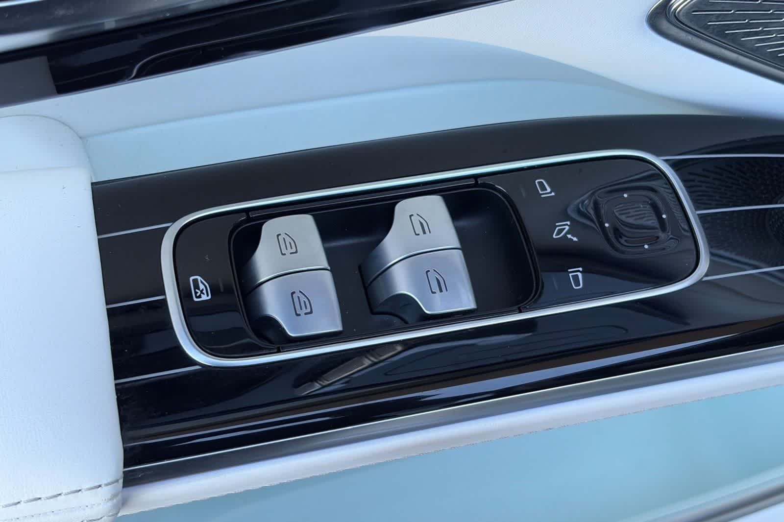 2024 Mercedes-Benz Maybach EQS 680 Maybach EQS 680