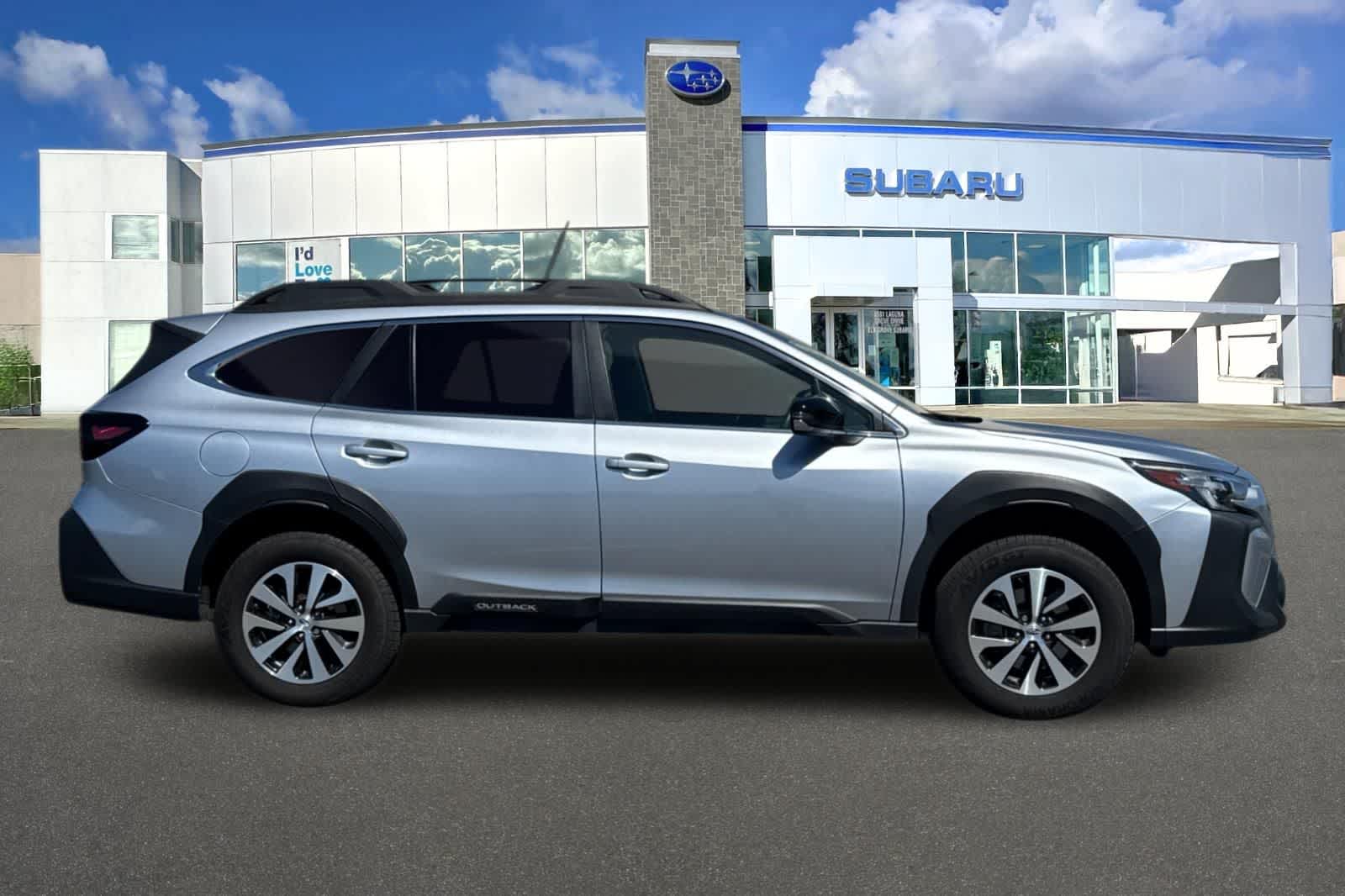 2025 Subaru Outback Premium