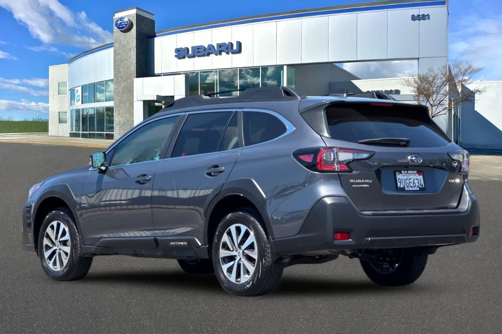 2025 Subaru Outback Premium