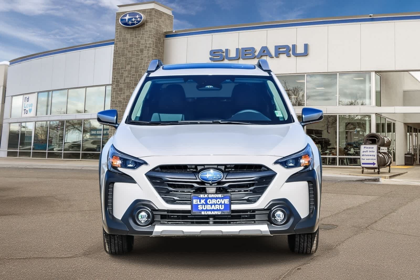 2025 Subaru Outback Touring XT